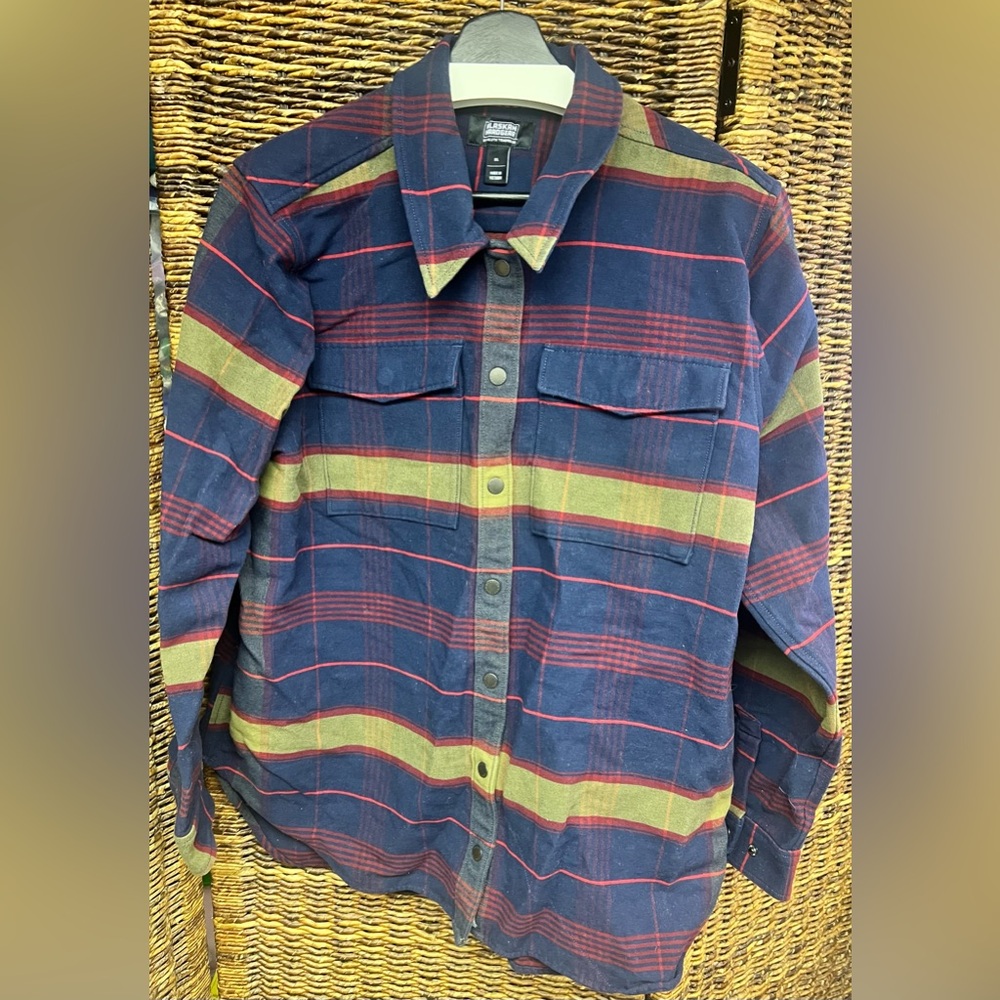 Alaskan Hardgear- Duluth Trading- Mens Striped Button-Up Shirt-‎ Size: XLarge